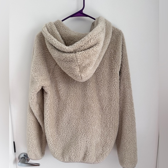 Aritzia Tna FUZZY ZIP UP Teddy Bear Jacket - Picture 2 of 3